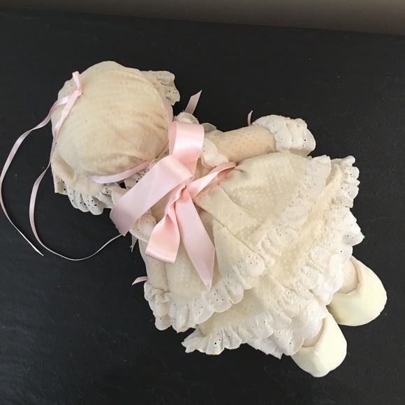 Precious Moments doll - Picture 6 of 6